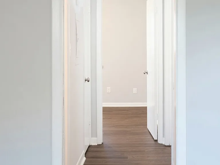 609 E Inskip Dr #6 — Photo 15