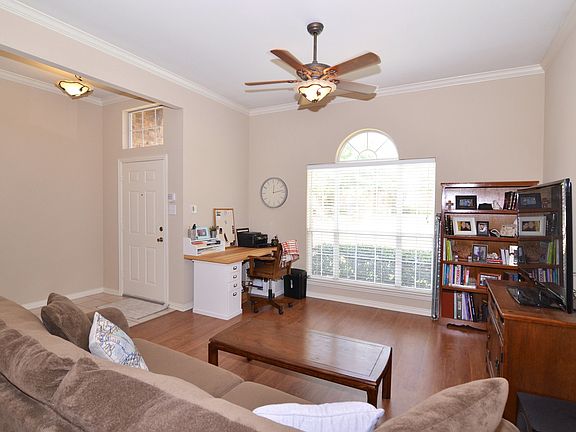 3rd image of 4044 Brazos Dr