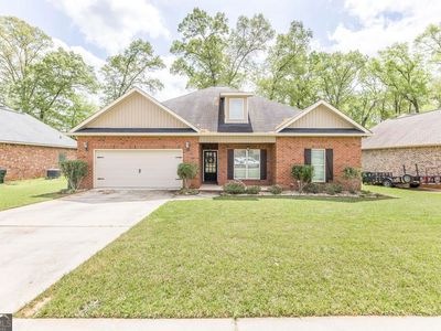 409 Hunts Landing Dr, Kathleen, GA, 31047