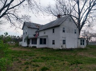 4492 Sharps Rd, Warsaw, VA 22572