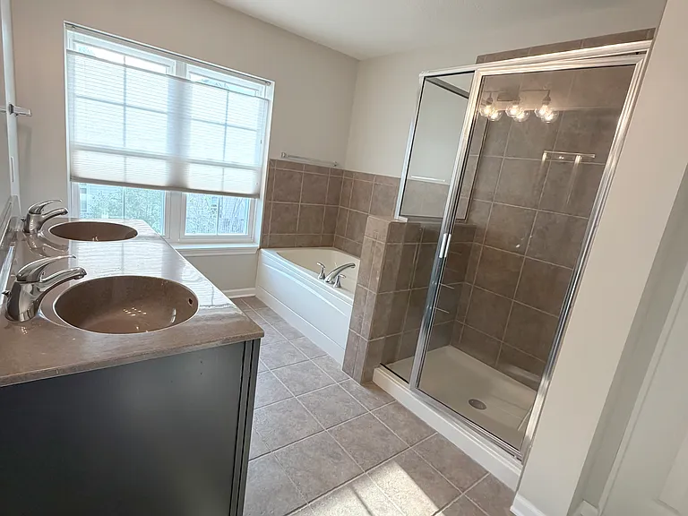 8108 Norwood Ln N — Photo 31