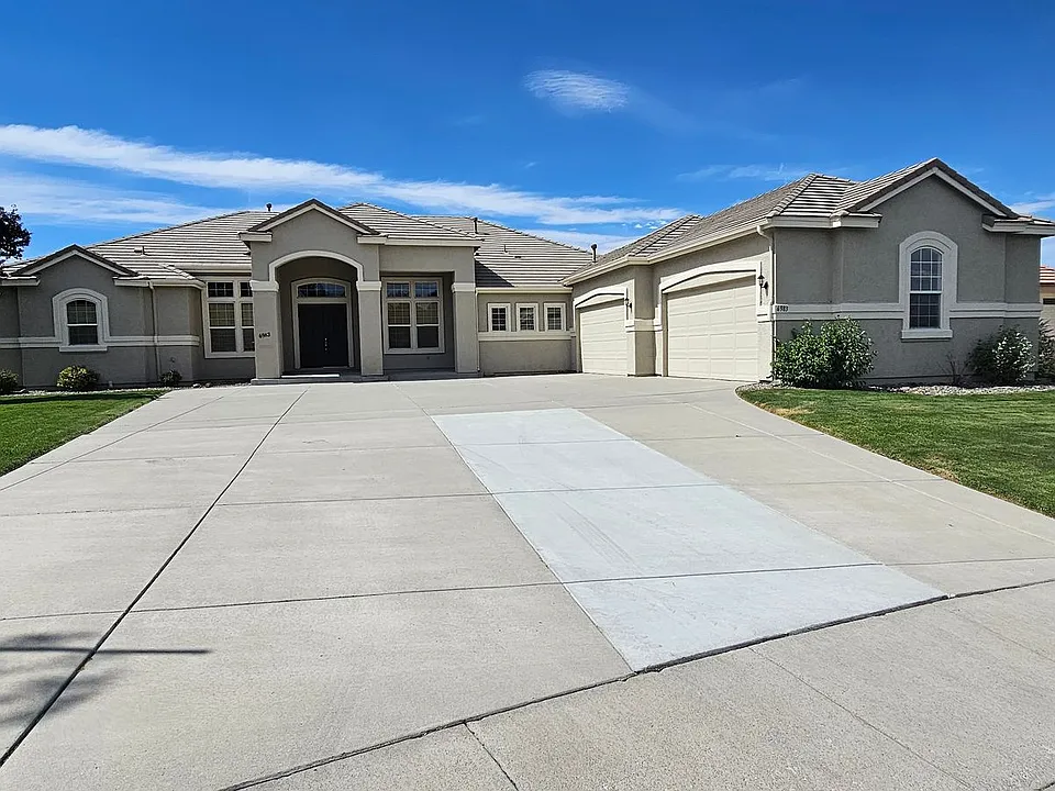 6983 Peace Pipe Ct