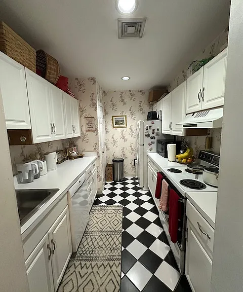 10 Weston Ave #328 — Photo 6