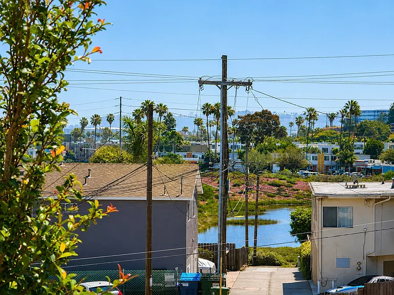 4363 Rialto St #6 — Photo 9