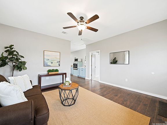 5th image of 3045 COUNTY ROAD 303