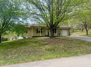 250 Lancaster Rd, Kingsport, TN 37663