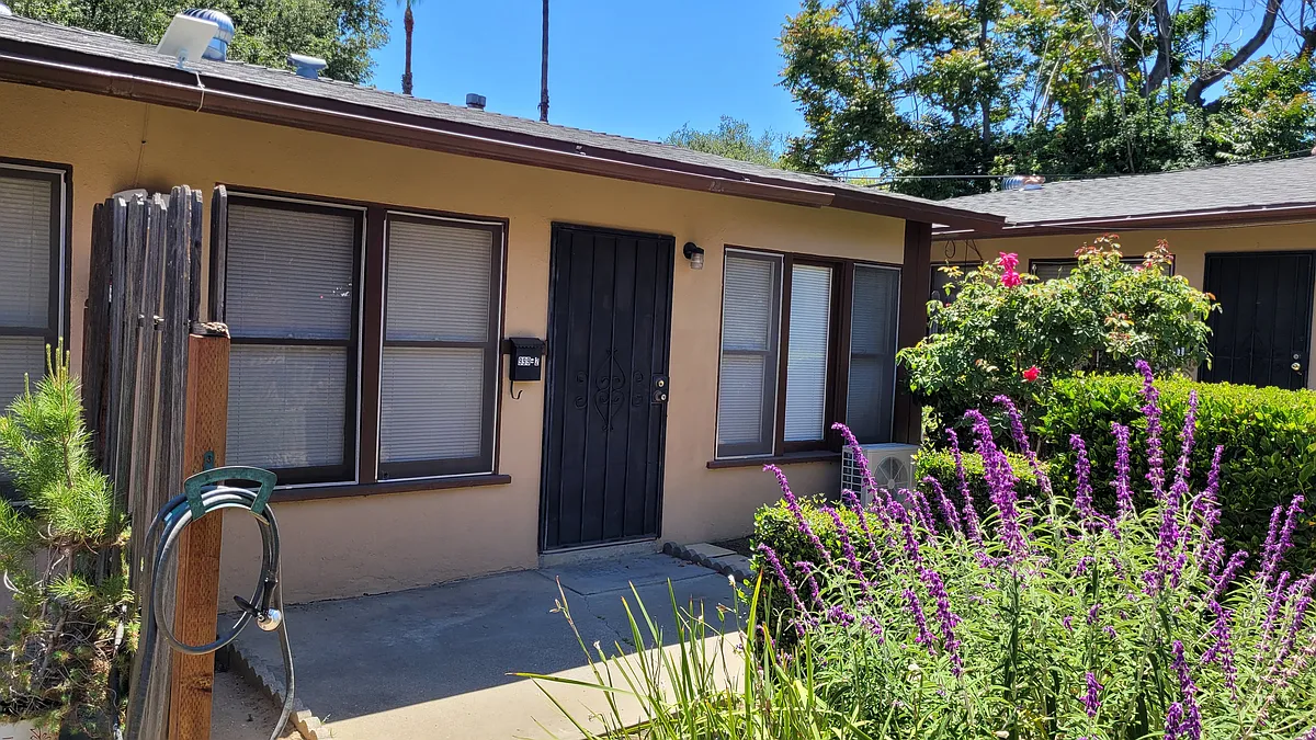 Front Door - 999 N Lake Ave #2