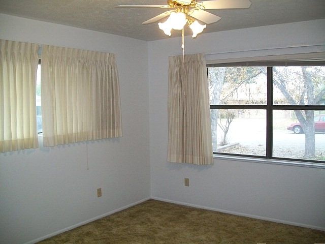 1st image of 119 Crestwood Dr