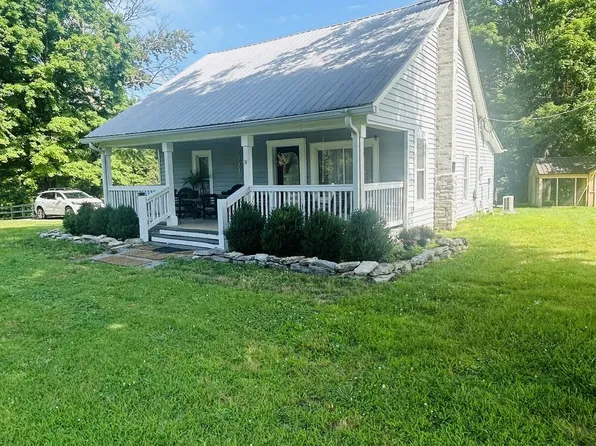 355 Whitson Rd, Bethpage, TN 37022