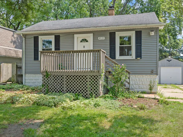 4939 Rose Ave, Downers Grove, IL 60515