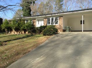 1027 Old Liberty Rd, Asheboro, NC 27203