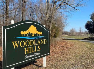 193 Woodland Dr, Cadiz, KY 42211