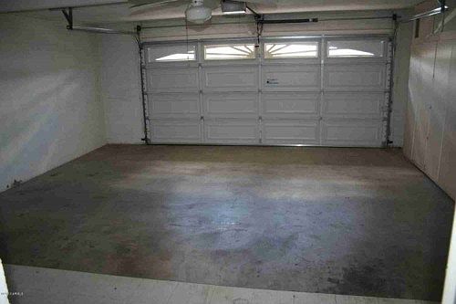 4th image of 122 E Tam Oshanter Dr
