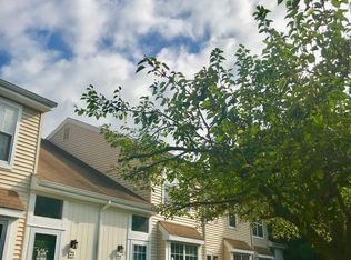 22 Nottingham Way, Somerset, NJ 08873