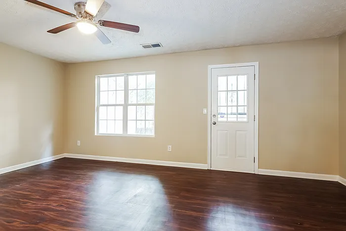3326 Waldrop Trl — Photo 2