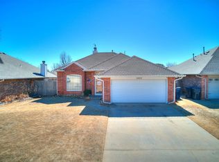 12272 SW 10th St, Yukon, OK 73099