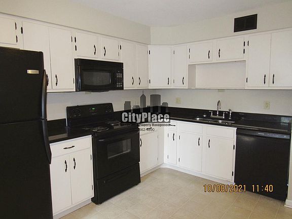 5th image of 3031 E 47th St #D