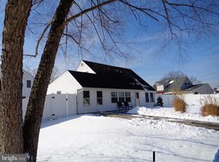 4 Indian Creek Pass, Levittown, PA 19057