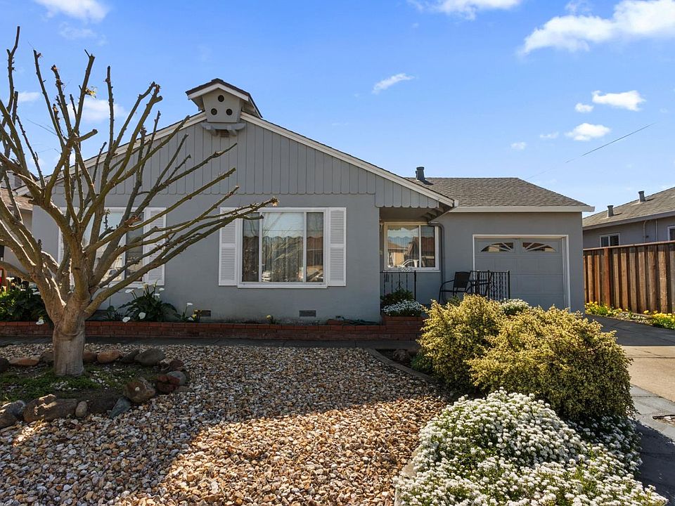 1st image of 928 Jean Way
