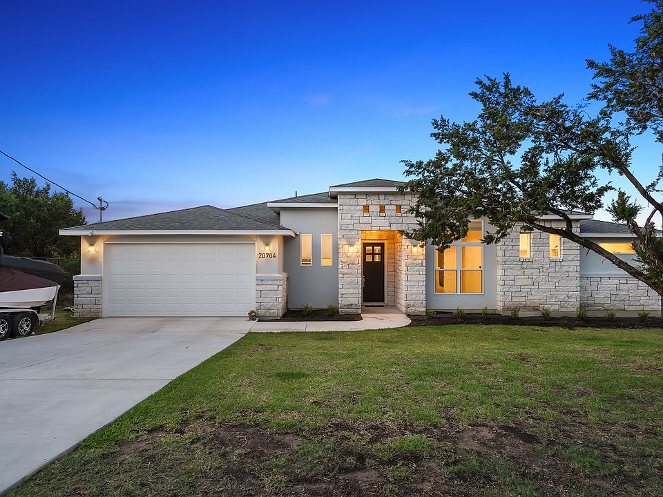 1st image of 20704 Leaning Oak Dr