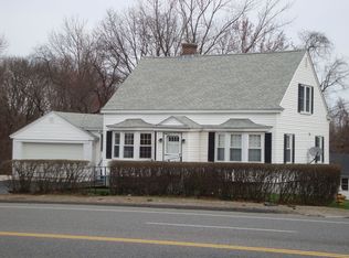 435 Hamilton St, Worcester, MA 01604