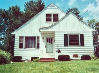 323 N Jackson Ave, Endicott, NY 13760