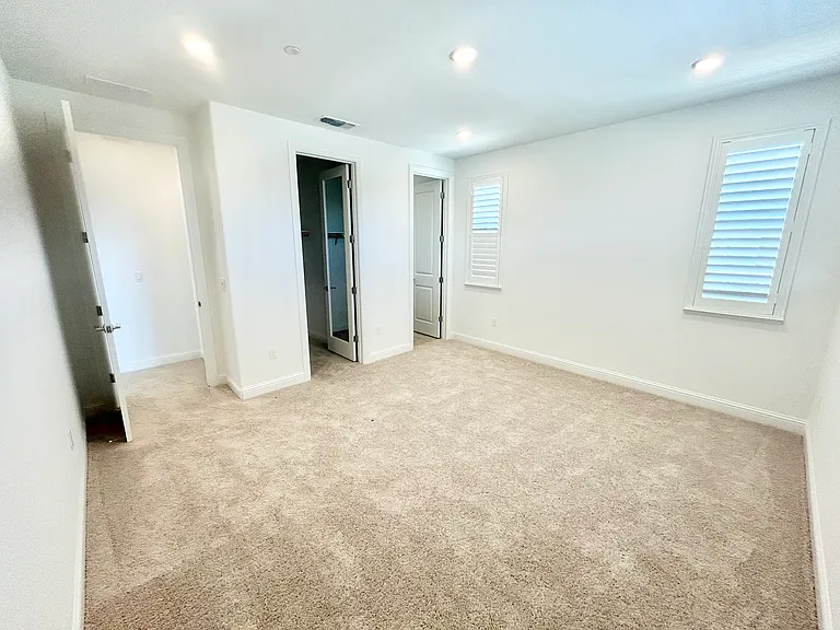 18562 Back Bay Dr — Photo 31