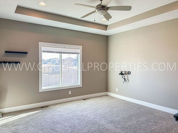 5th image of 310 NE Bobcat Dr