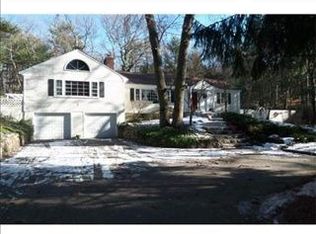 148 Walpole St, Dover, MA 02030