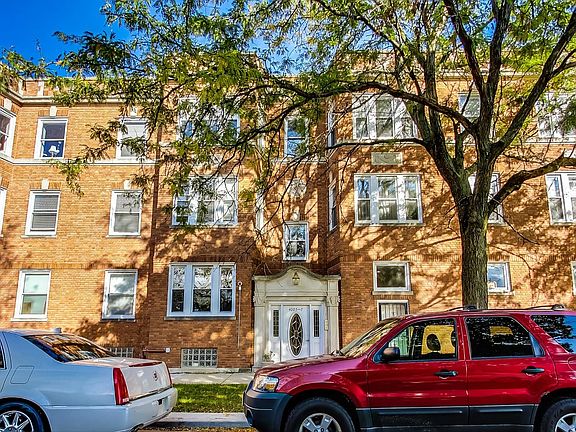 4th image of 4007 N Leamington Ave #1