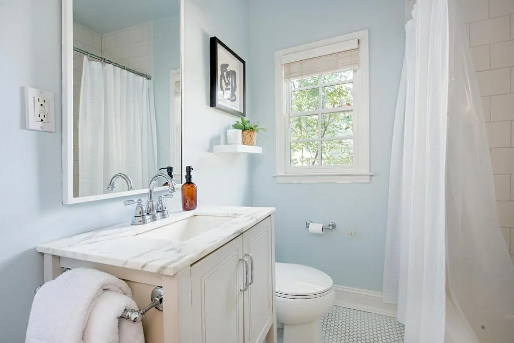 2 bed, 1.5 bath, 942 sqft, $3,200 — Photo 4