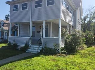 8 Burritt Pl, Naugatuck, CT 06770