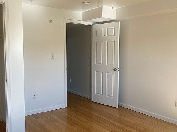 3rd image of 3922 Haverford Ave #3