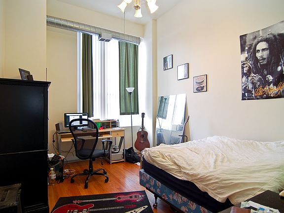 4th image of 1552 N Milwaukee Ave APT 2C