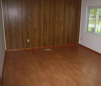 4th image of 961 Stewart Ave