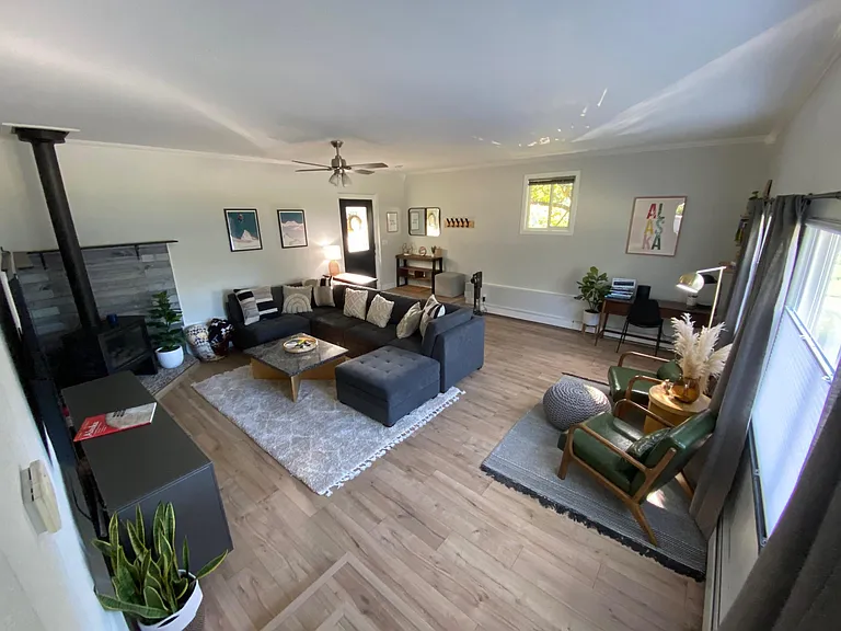 living room, front kitchen threshold