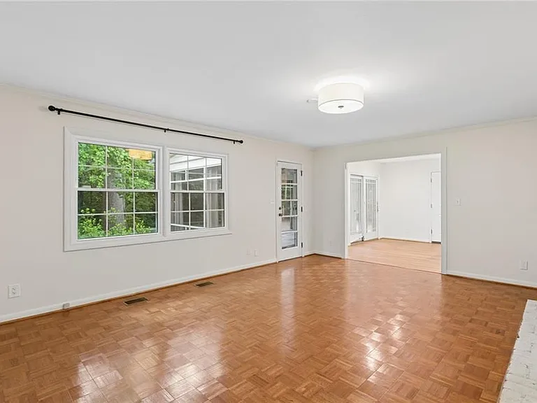 4775 Merlendale Ct — Photo 13