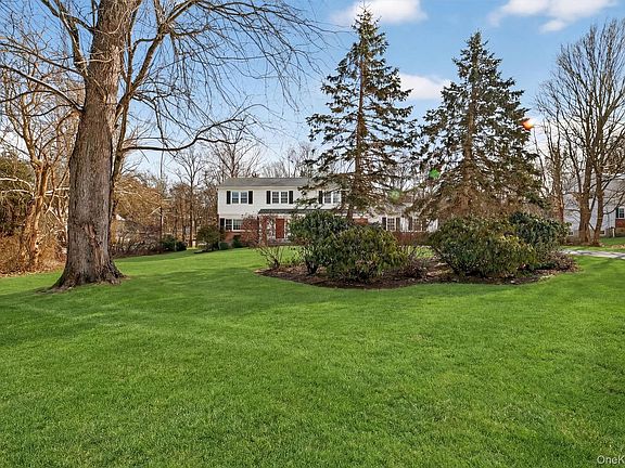 2nd image of 423 Rutledge Drive