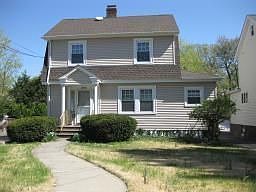 1st image of 594 Bloomfield Ave