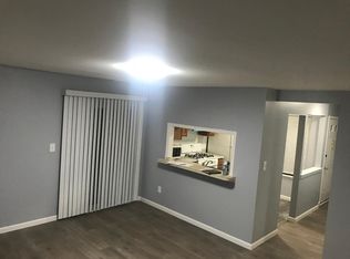 912 Woodbridge Commons Way, Iselin, NJ 08830