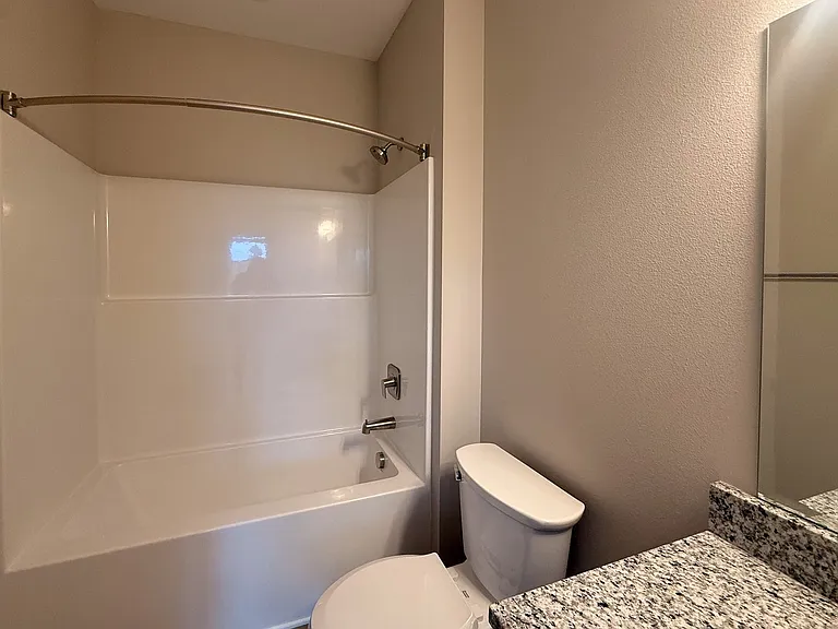 5534-5564 Skyline Rd S — Photo 43