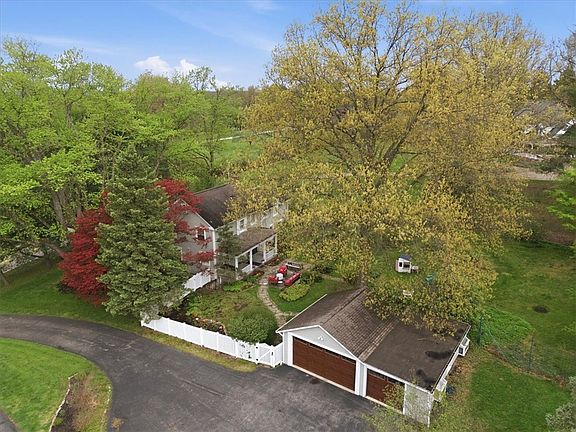 2nd image of 4506 Middle Rd