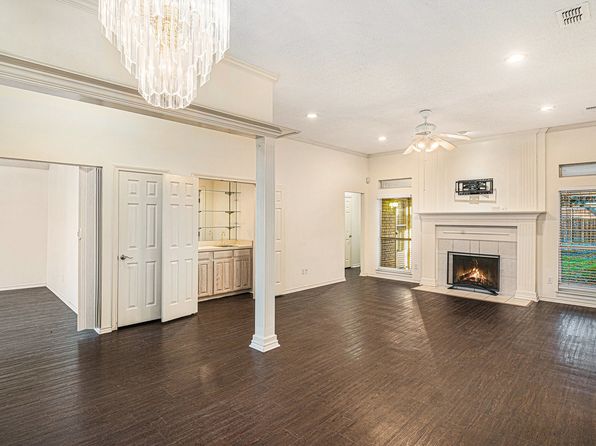 6417 Lago Vista Dr, Benbrook, TX 76132