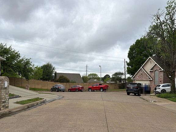 4th image of 2912 Matterhorn Dr