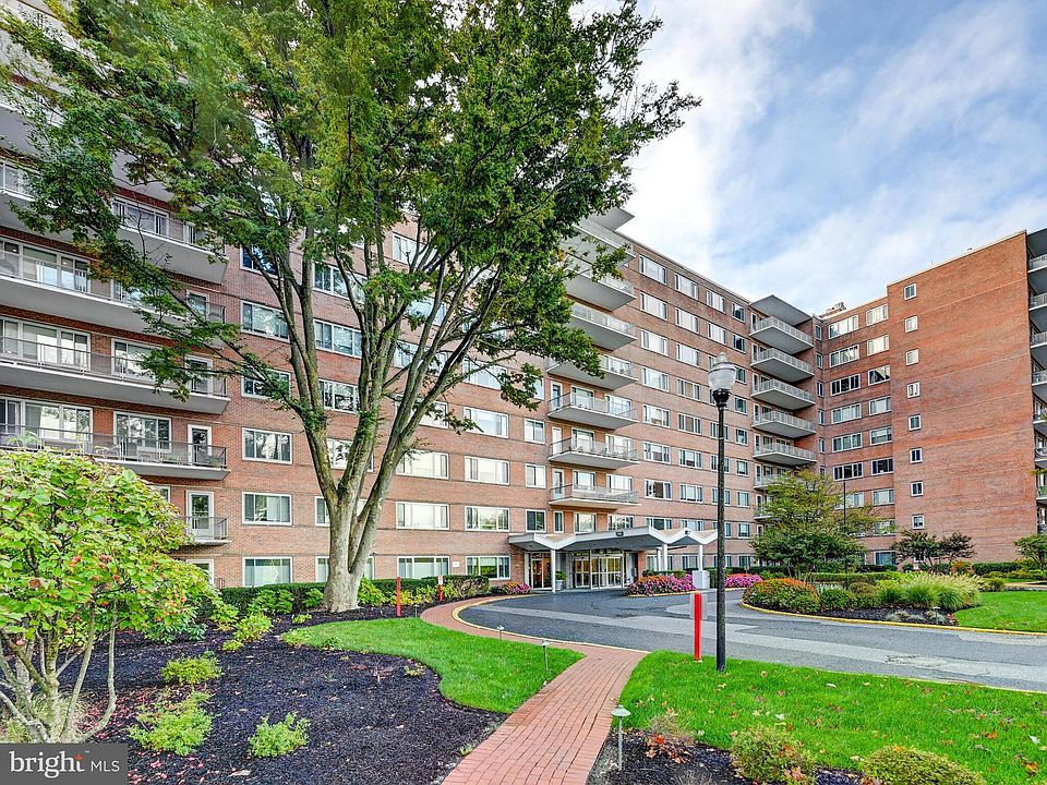1st image of 11 Slade Ave APT 912