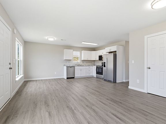 3rd image of 120 Hill Place Ct Lot 16