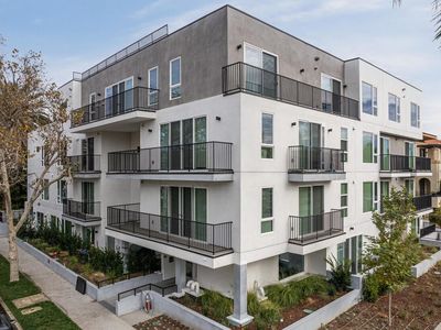 4806 Sylmar Ave #202, Sherman Oaks, CA, 91423