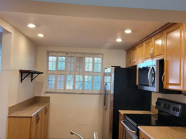 1811 Sabal Palm Dr #306 — Photo 7