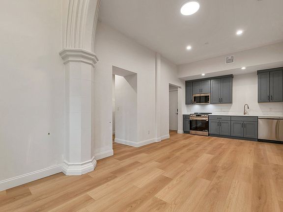 2nd image of 177 N Main St #103