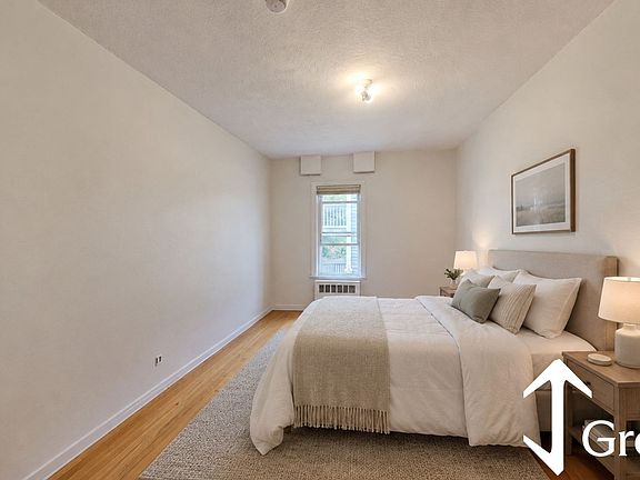 5th image of 94 Calumet St #2